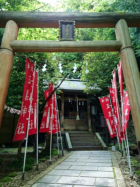玉簾神社