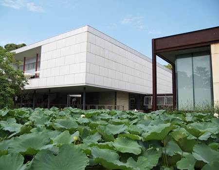 神奈川県立近代美術館 鎌倉