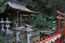 葛原岡・大仏ハイキングコースの佐助稲荷神社