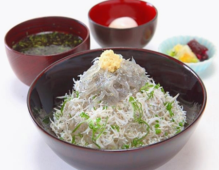 鎌倉 秋本