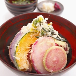 鎌倉 秋本