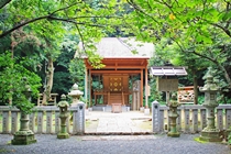 葛原岡神社の本殿