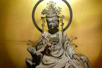 東慶寺の水月観音菩薩半跏像