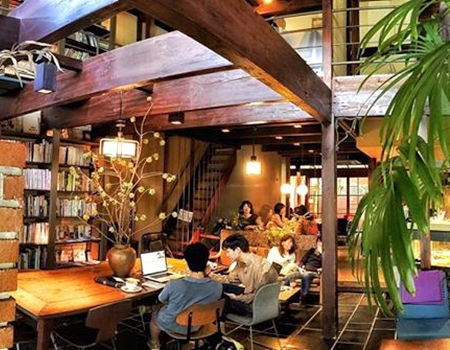 Cafe Bibliotic Hello!