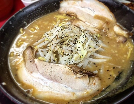 豚人 山科店